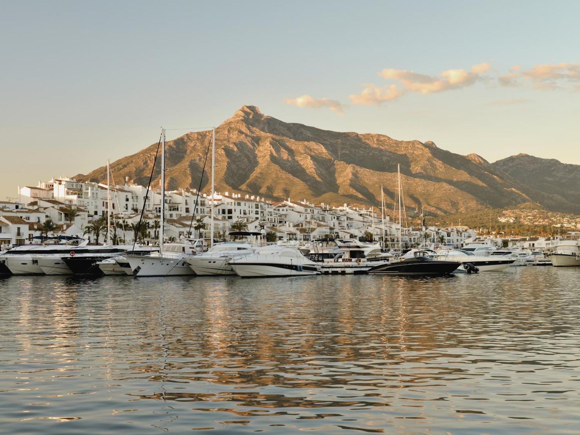 Vacation Marbella I Stylish 5Bdr Penthouse, Sea And Marina View Apartment ภายนอก รูปภาพ