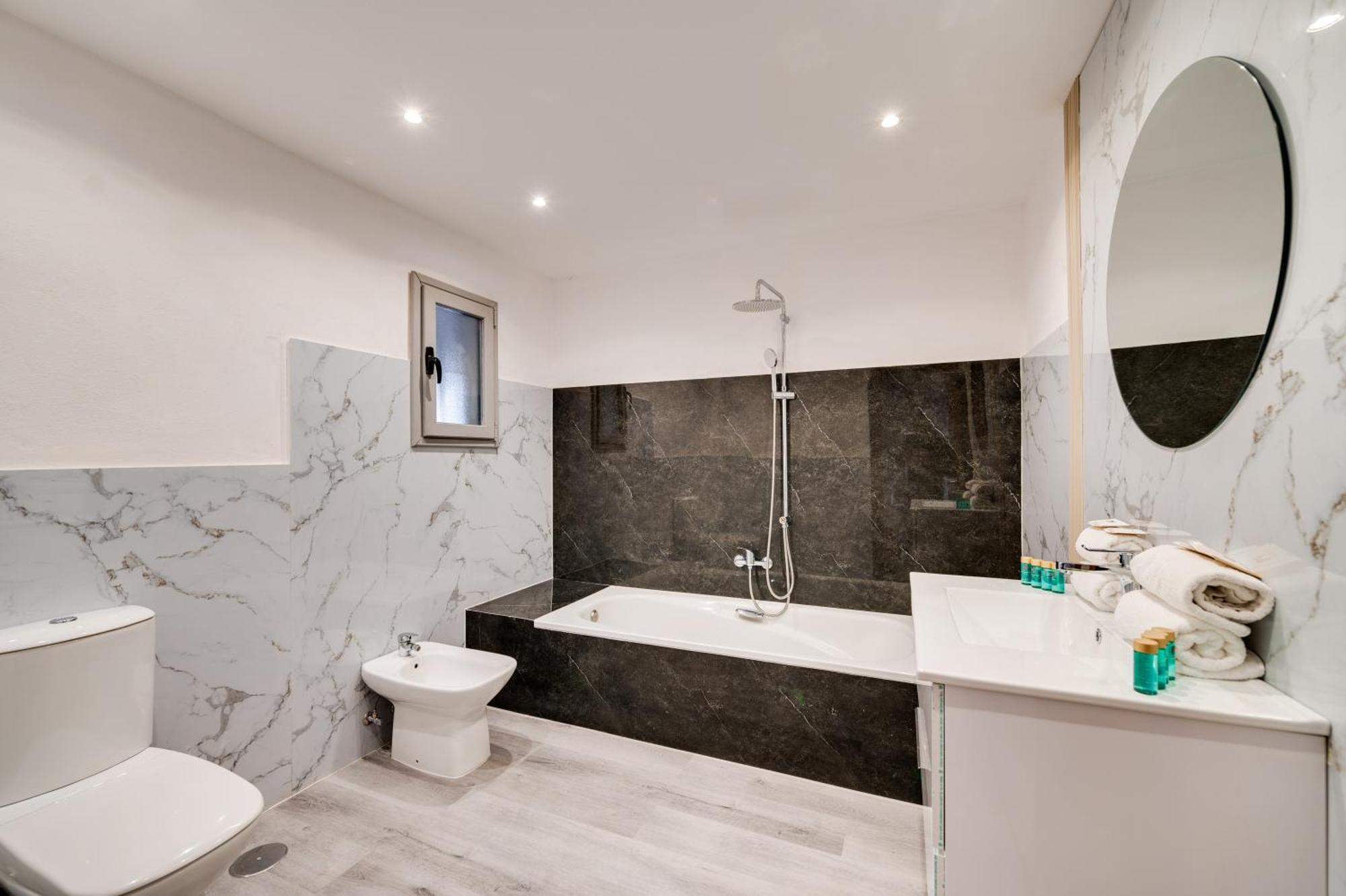 Vacation Marbella I Stylish 5Bdr Penthouse, Sea And Marina View Apartment ภายนอก รูปภาพ